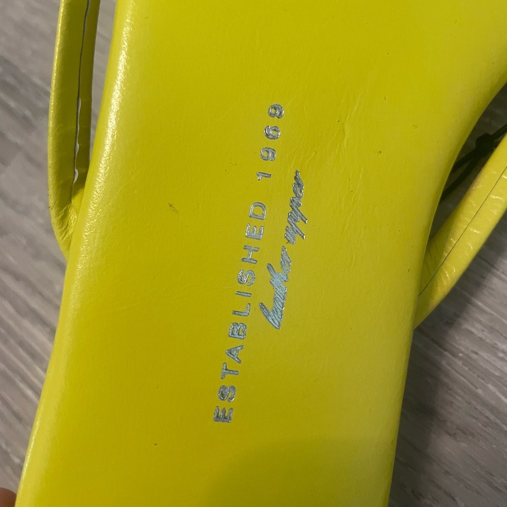 NWT set/lot of 3 pairs GAP neon leather flip flops sz 9 🩷🧡💛 - Picture 5 of 8